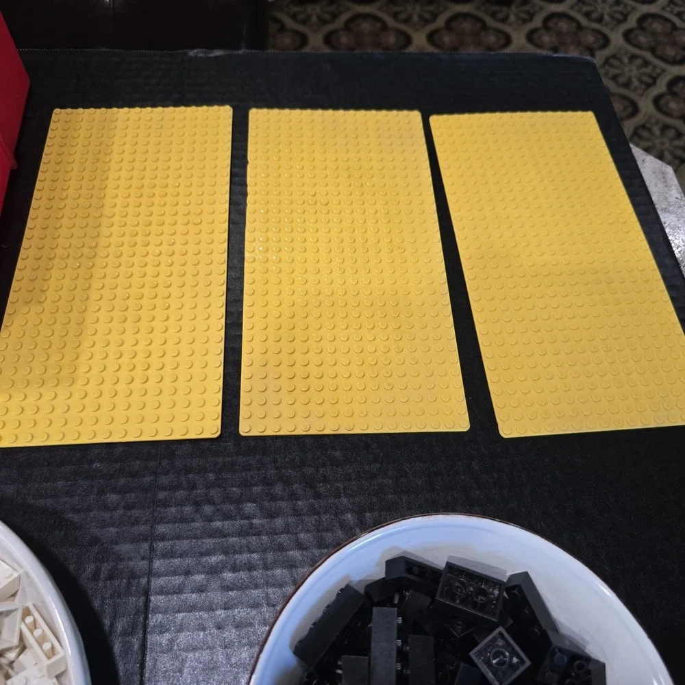 Vintage Red Yellow‎ 1980s Lego Classic Case Full Of Classic Bricks Color